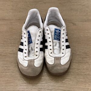 Adidas Classic White and Black Sambas